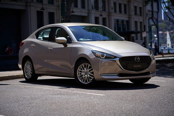 MAZDA 3 SEDAN